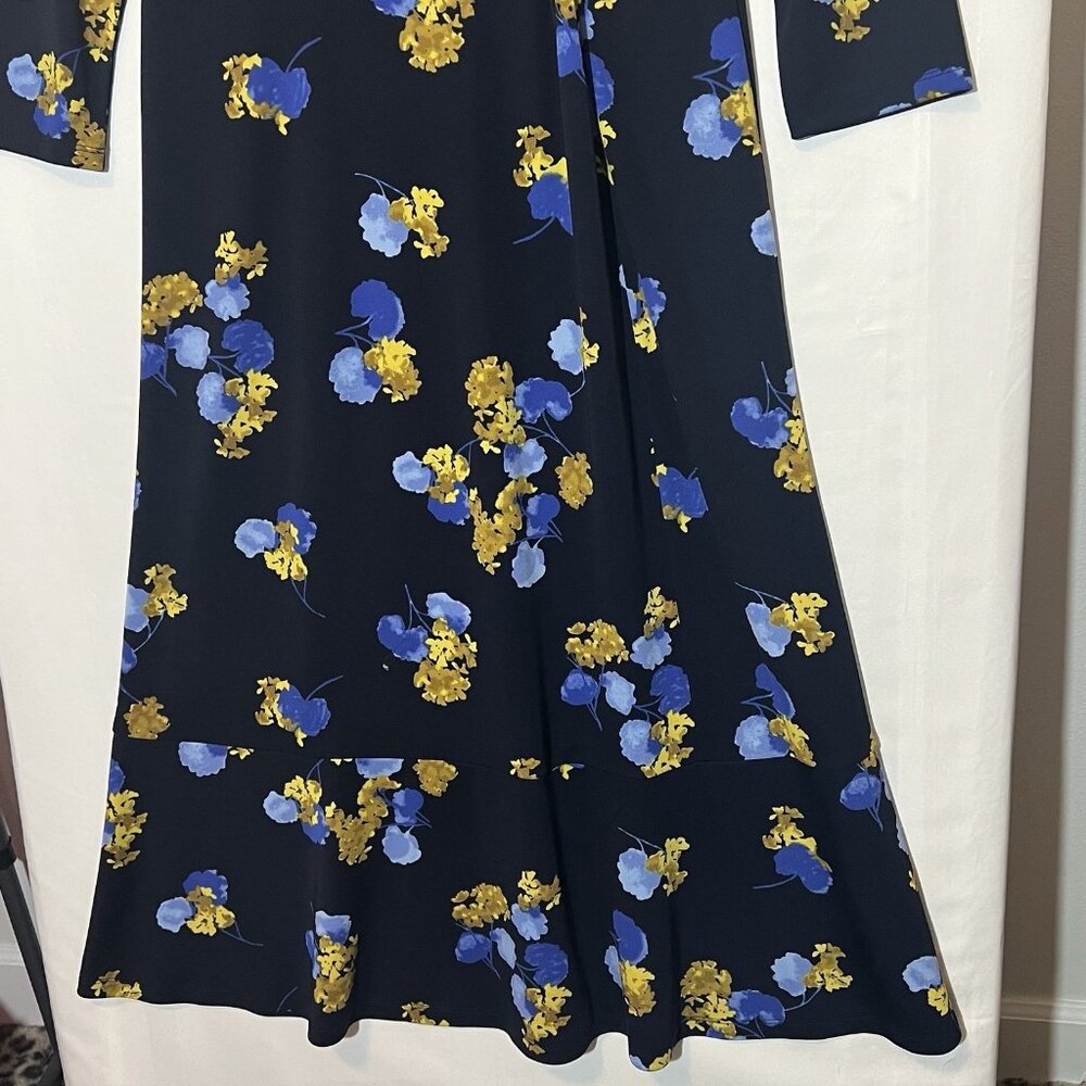TALBOTS Women’s Midi Dress Size 8 FLORAL JERSEY TWIST FIT & FLARE Blue Stretch - Picture 10 of 12